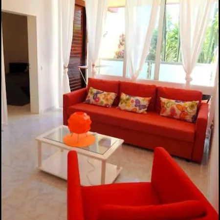 Apartment Orange *